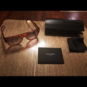 Saint Laurent
Unisex's SL M16 003 Sunglasses